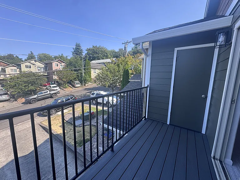 207 SE Harlow Ave — Photo 34