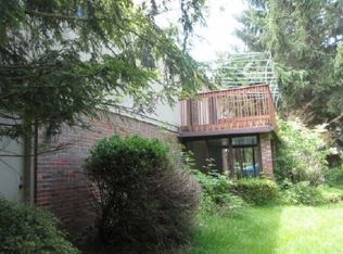 50 Hauck Dr, Pittsburgh, PA 15235