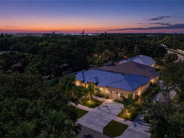 888 Sandpiper Ln, Vero Beach, FL 32963