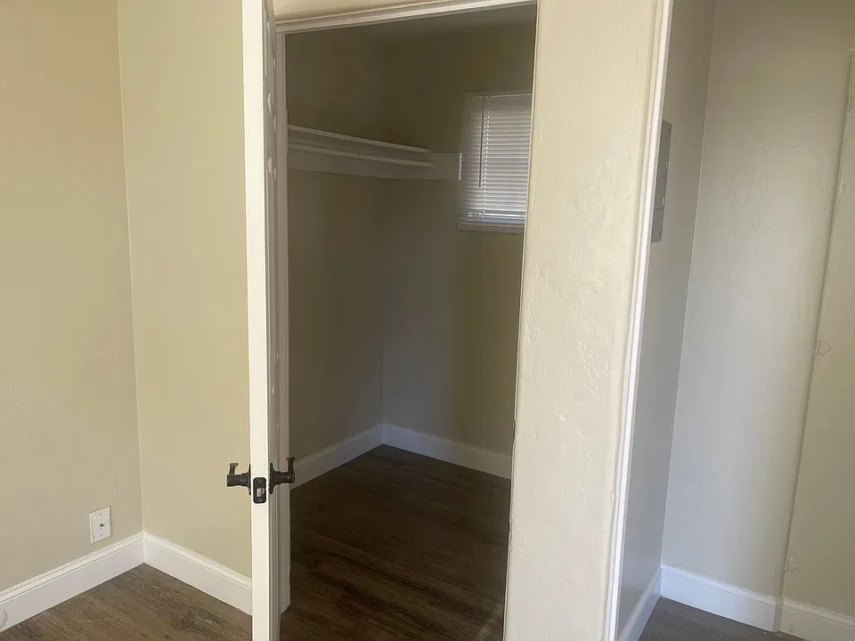 1502-1530 Alum Rock Ave