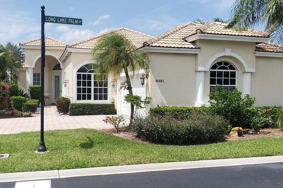 9091 Long Lake Palm Dr S