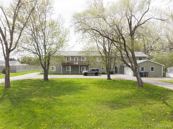 9492 Linden Rd APT 5, Swartz Creek, MI 48473