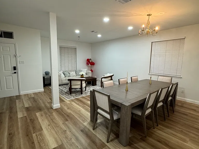 3136 Deleon Dr — Photo 4