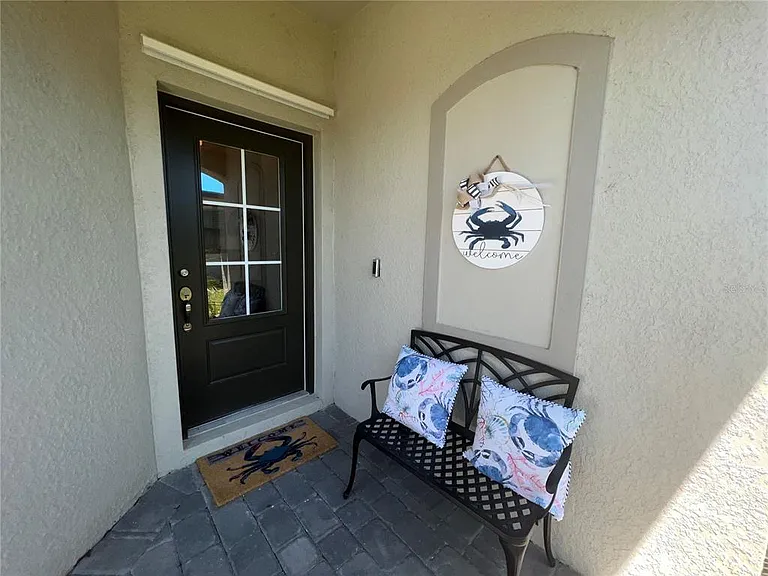 2040 Mackerel St — Photo 1