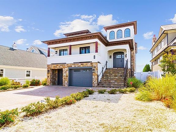 5th image of 1732 Bay Isle Dr