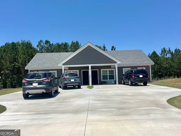 224 & 226 Firefly Ln, Brooklet, GA 30415