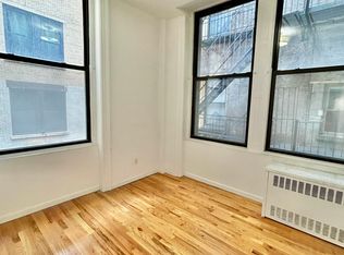 11 Maiden Ln #4E, Staten Island, NY 10307
