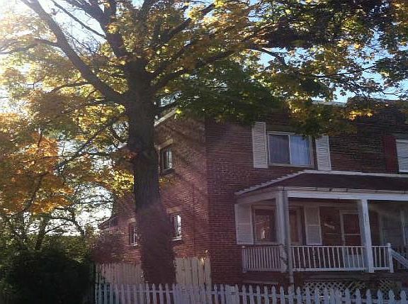 2nd image of 317 Evans Ln
