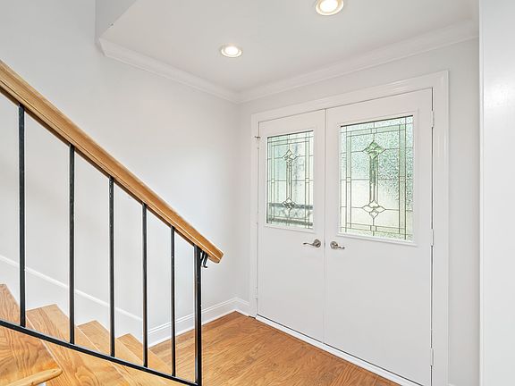5th image of 7914 Gleason Dr APT 1014