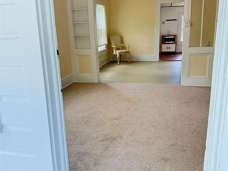 240 Jersey Ave — Photo 18