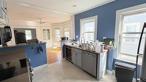 9 Ashland St #1 Photo 1