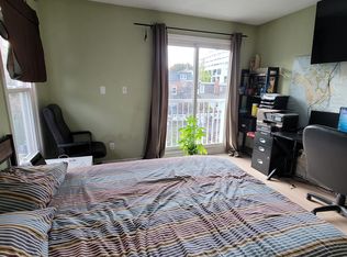 346 Indian Road Cres #3, Toronto, ON M6P2H1