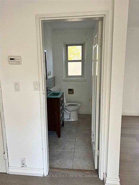 Mississauga House for rent - 3 Bedrooms — photo 8