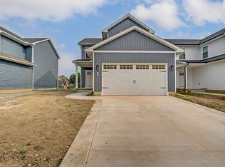 1168 Meadowlark Ln, Bowling Green, OH 43402