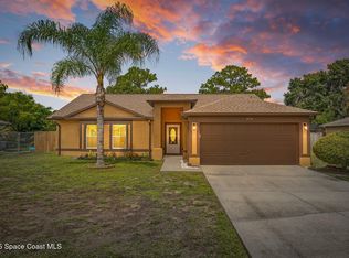 474 Cremona Ave NW, Palm Bay, FL 32907