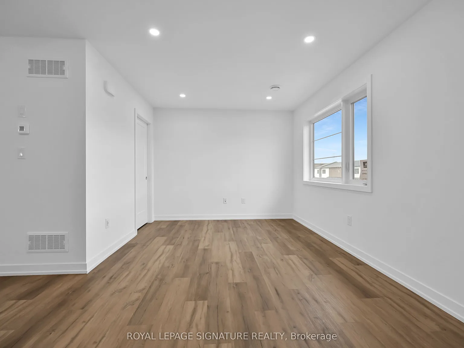 2 bed, $1,975 — Photo 2