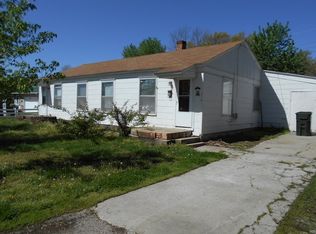 210 Maple Dr, El Dorado Springs, MO 64744