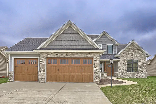 1113 English Oak Dr photo 1