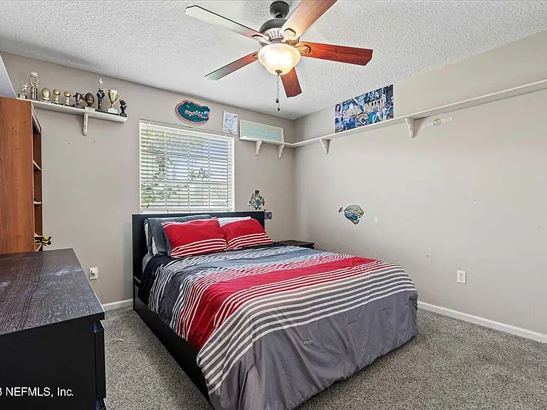 703 Cherry St — Photo 9