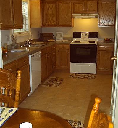 4th image of 2513 Denburn Ct