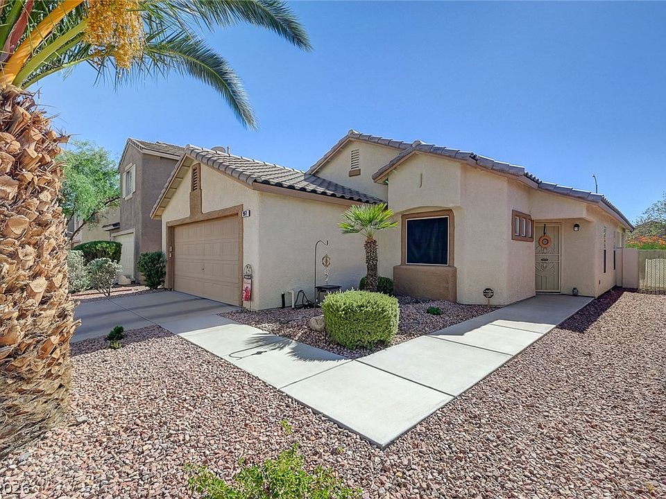 1st image of 961 Adobe Flat Dr