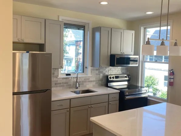 22 Bay View Ter Floor 2, Newburgh, NY 12550