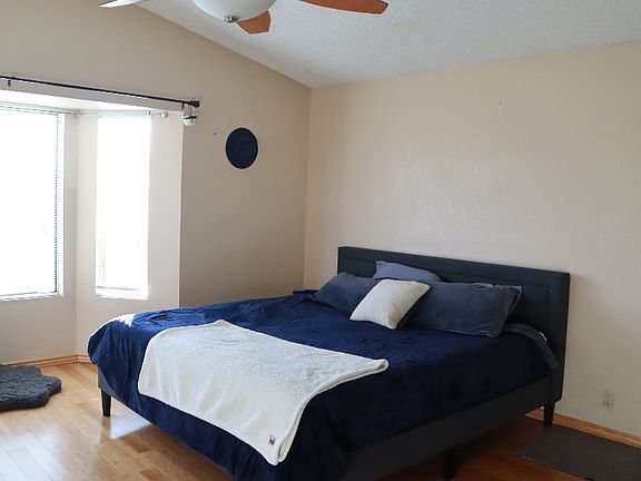 5th image of 8901 W Cambridge Ave