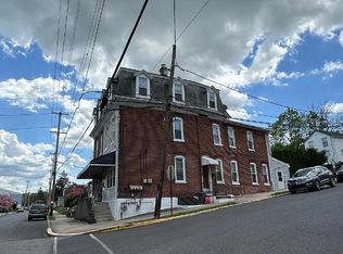 400 S Main St APT 2, Spring City, PA 19475