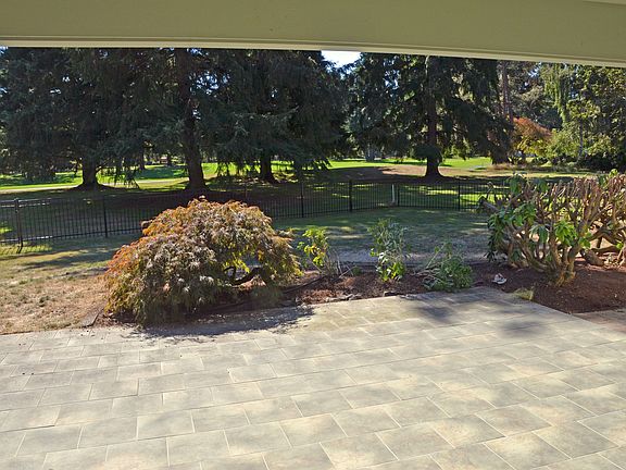 2nd image of 7129 Citrine Ln SW