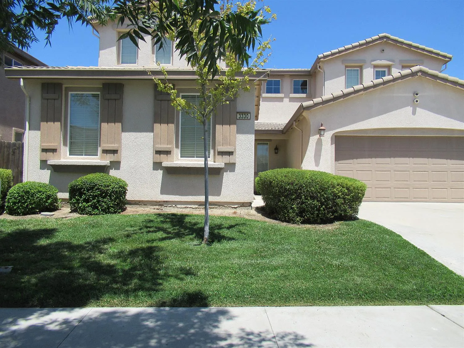 3330 W Stewart Ave photo 1