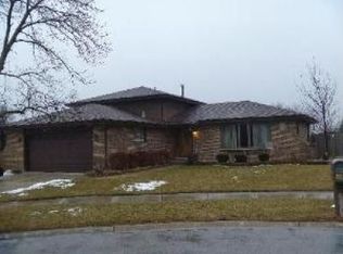 8835 Juniper Ct, Tinley Park, IL 60487