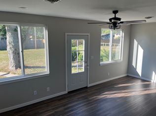 3203 E Winwood Dr, Muncie, IN 47303