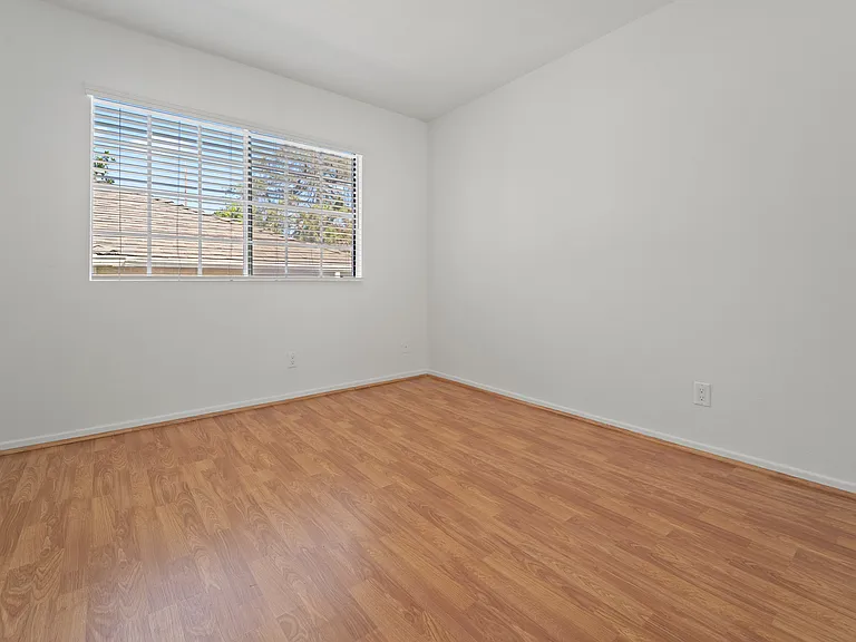 10615 Woodbridge St #103 — Photo 12