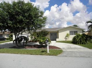 9611 NW 8th St, Pembroke Pines, FL 33024
