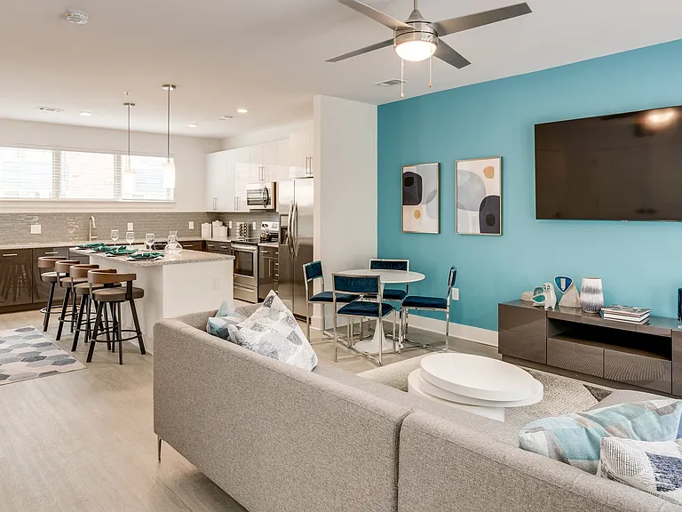 Link Apartments Grant Park — Photo 10