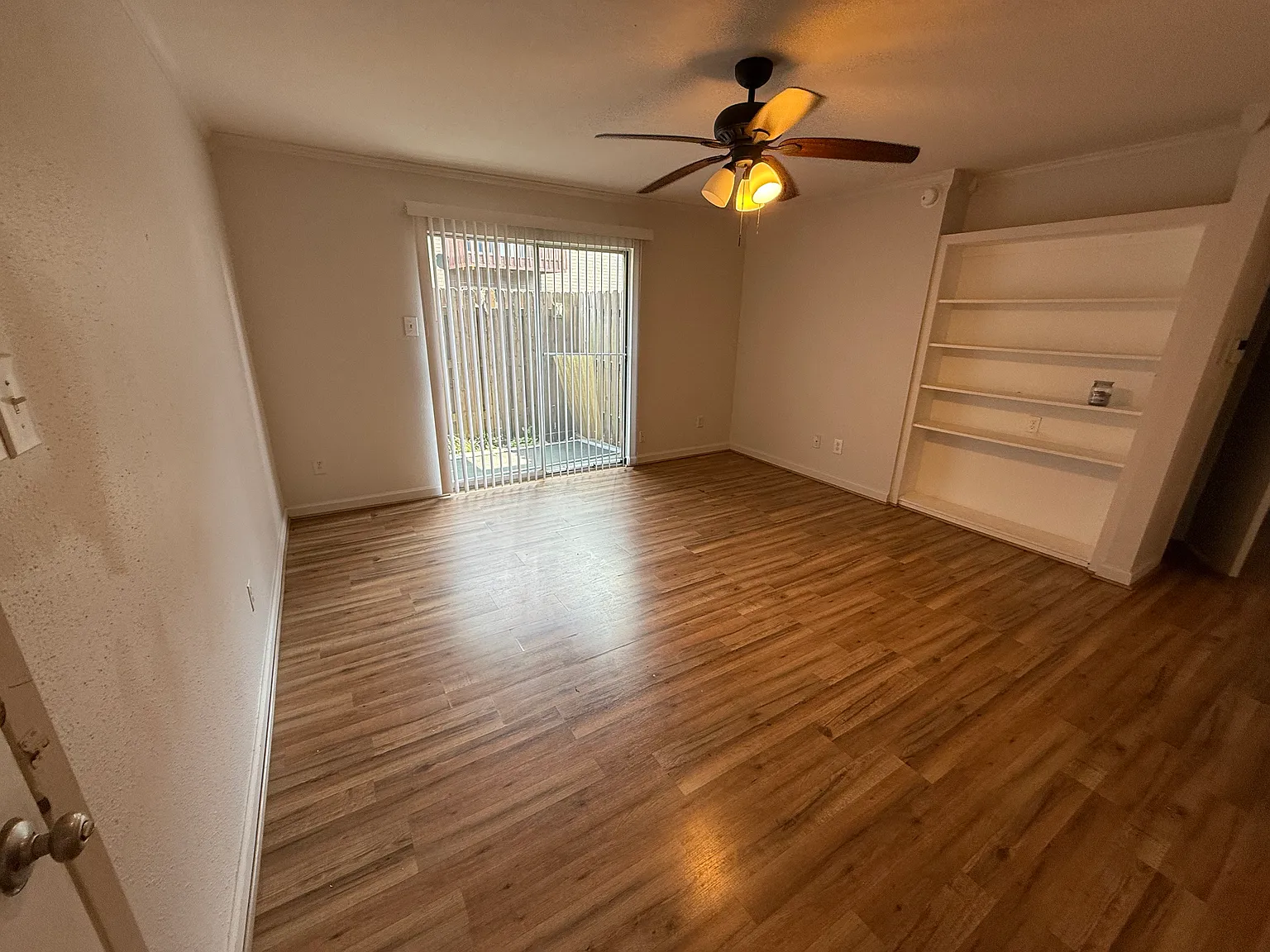12905 Woodforest Blvd — Photo 3