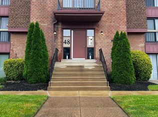 48204 Delaire Landing Rd #204, Philadelphia, PA 19114