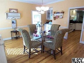 5th image of 911 Plantation Dr