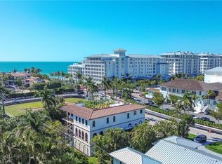 200 S Golf Dr, Naples, FL 34102