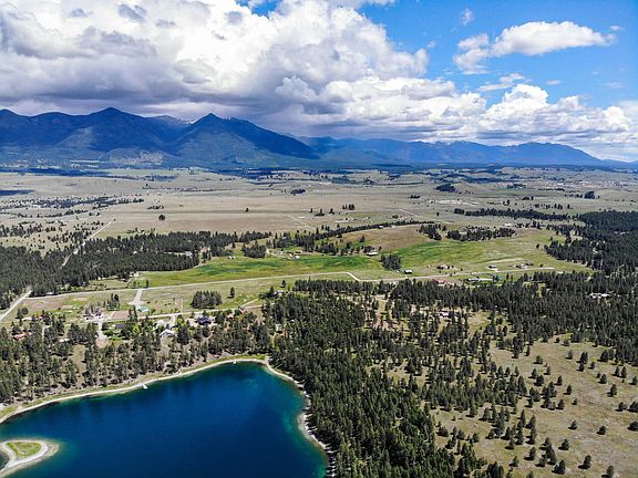 3rd image of 2650 Sophie Lake Rd