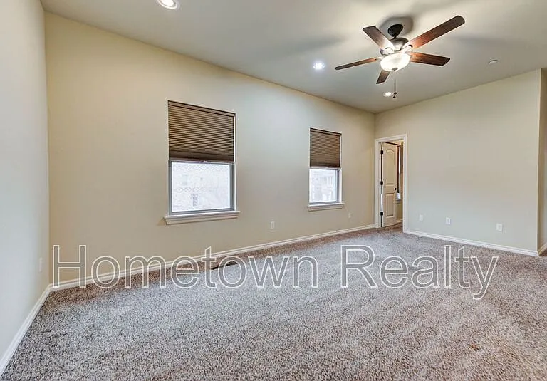 463 S Fretz Ave — Photo 19