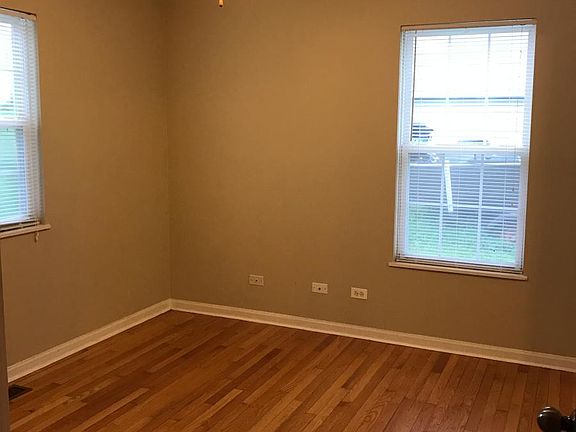 5th image of 21281 W Danny Ln