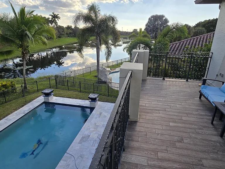 8216 NW 105th Ln — Photo 62