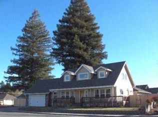 2105 SW Bridge St, Grants Pass, OR 97526