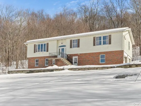 73 Chief Nimham Circle, Carmel, NY 10512