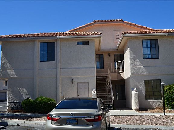 4th image of 2637 S Durango Dr APT 204