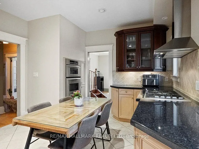 100 Warden Ave — Photo 12