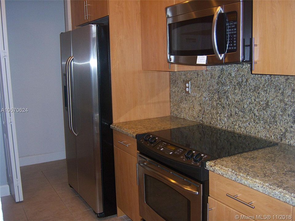 2nd image of 431 SW 147th Ave