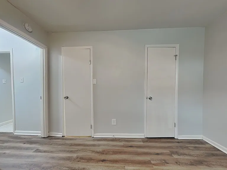 Spacious room with light gray
