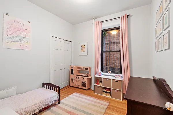 Sold by HomeDax Real Estate | media 13